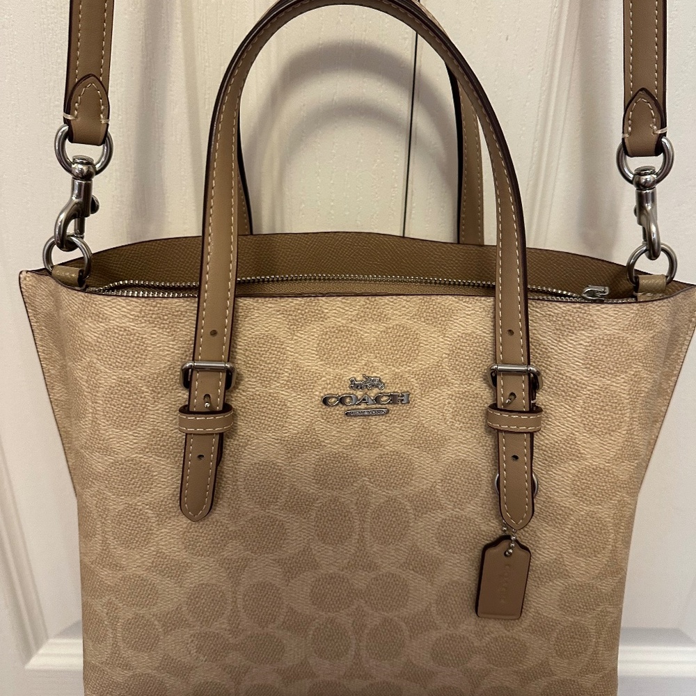 Coach signature handbag